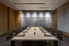 the-bvlgari-resort-dubai-the-meeting-room