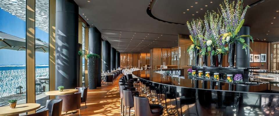 Iconic luxury Bar in Dubai | Bvlgari 