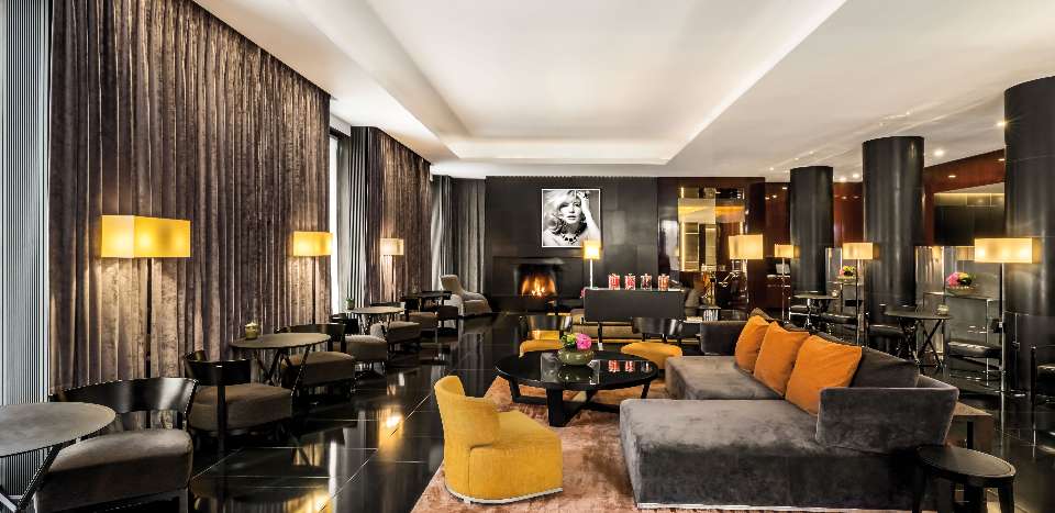 Luxury lounge | Bvlgari Hotel London