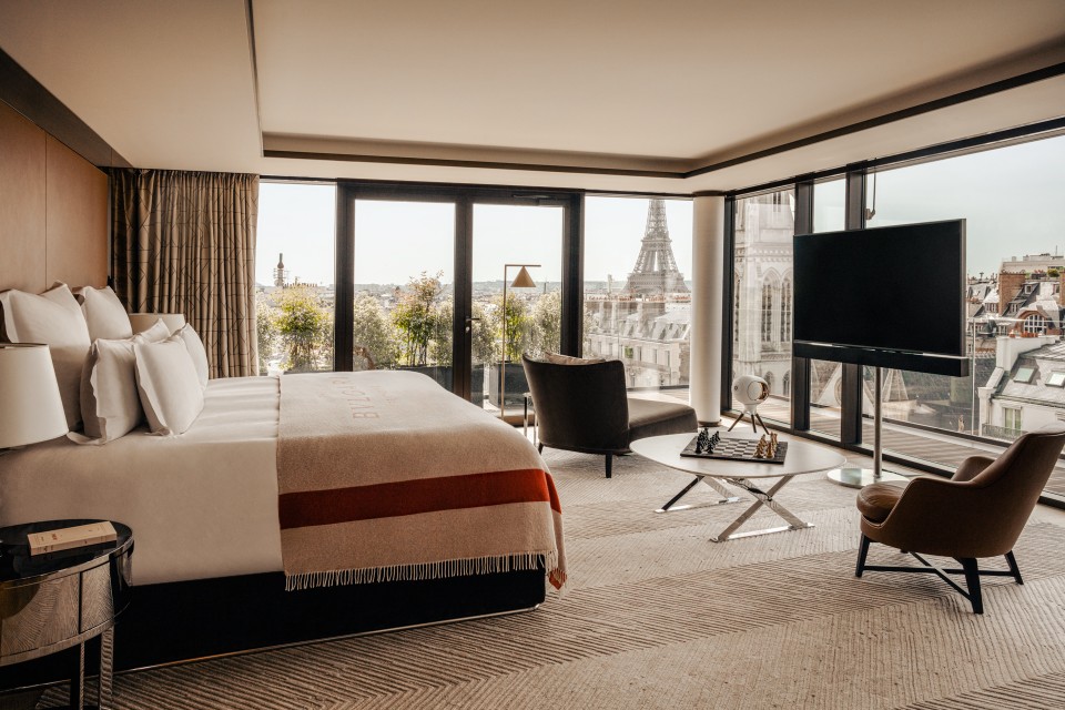 View of The Bvlgari Penthouse in Paris | Bvlgari Hotel Paris | Bvlgari Hotels ...
