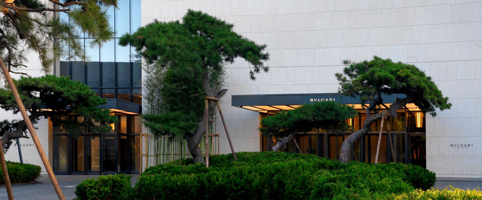 the-bvlgari-hotel-beijing-the-entrance
