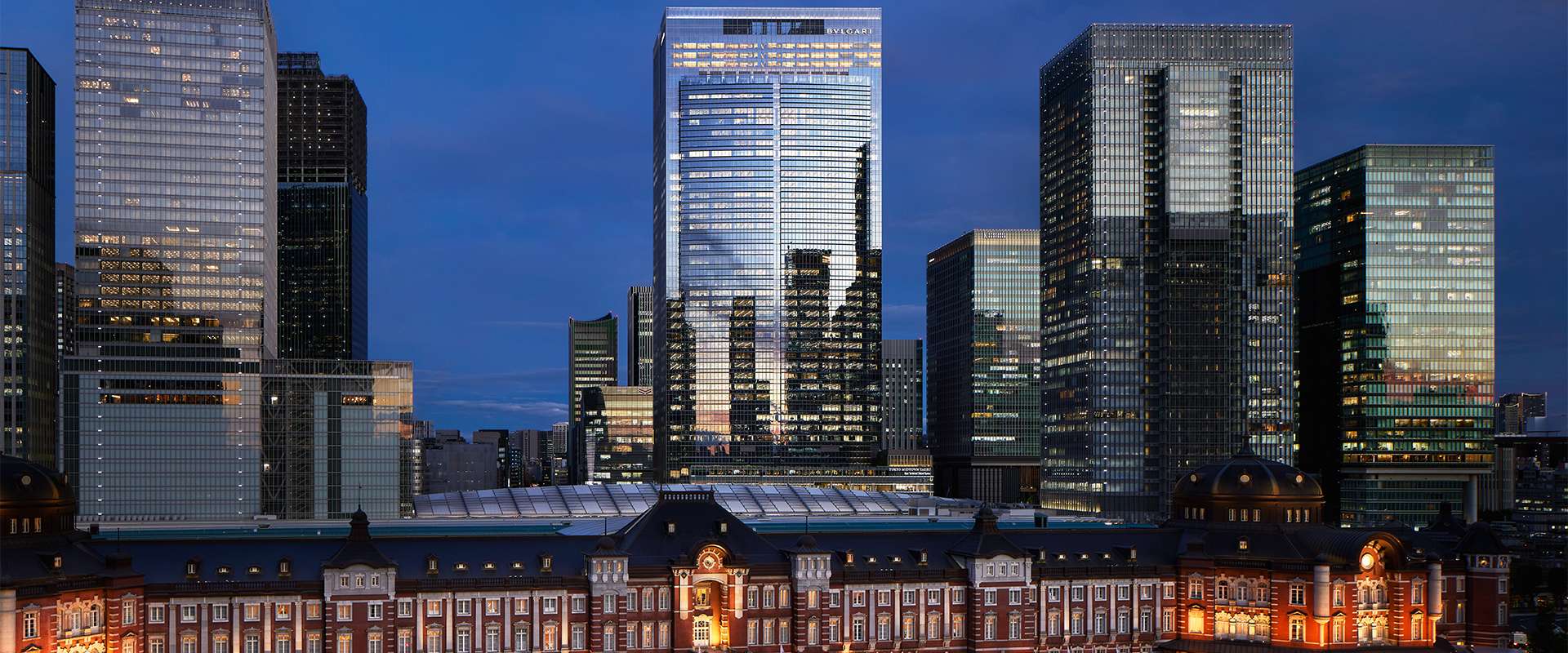Bvlgari Hotel Tokyo - Facade Night