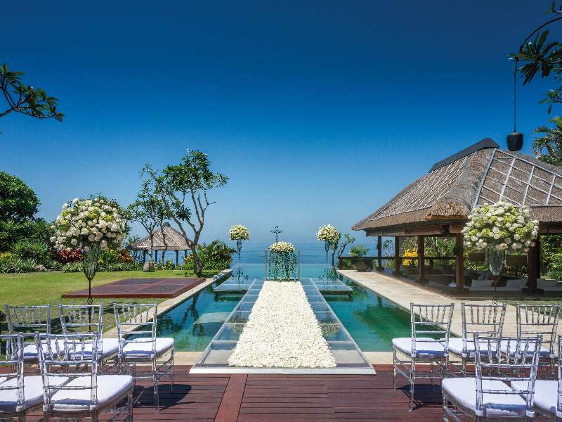 https://www.bulgarihotels.com/.imaging/bhr-standard-small-jpg/dam/BALI/Archivio/New_pictures_August2019/Outdoor/0252_T.jpg/jcr%3Acontent?utm_source=chatgpt.com