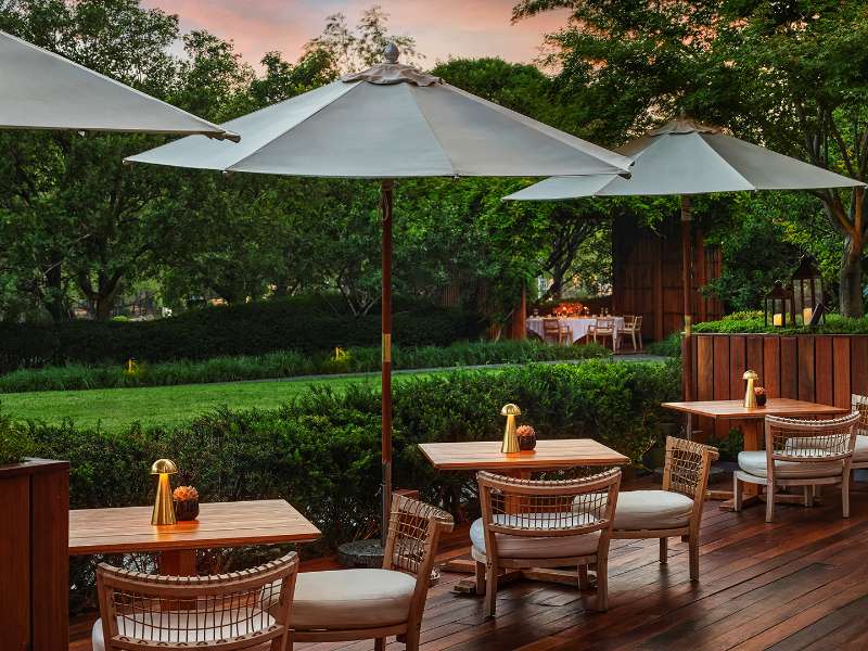 Bvlgari Hotel Beijing - Il Giardino sunset