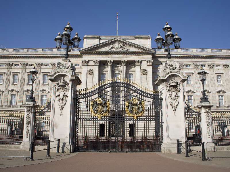 Bulgari Hotel London Experiences Buckingham Palace