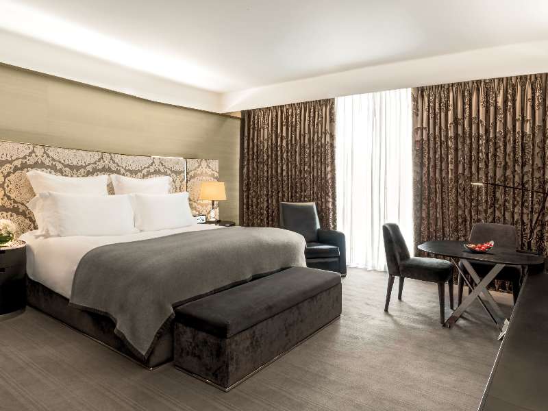 Bulgari Hotel London Deluxe Room