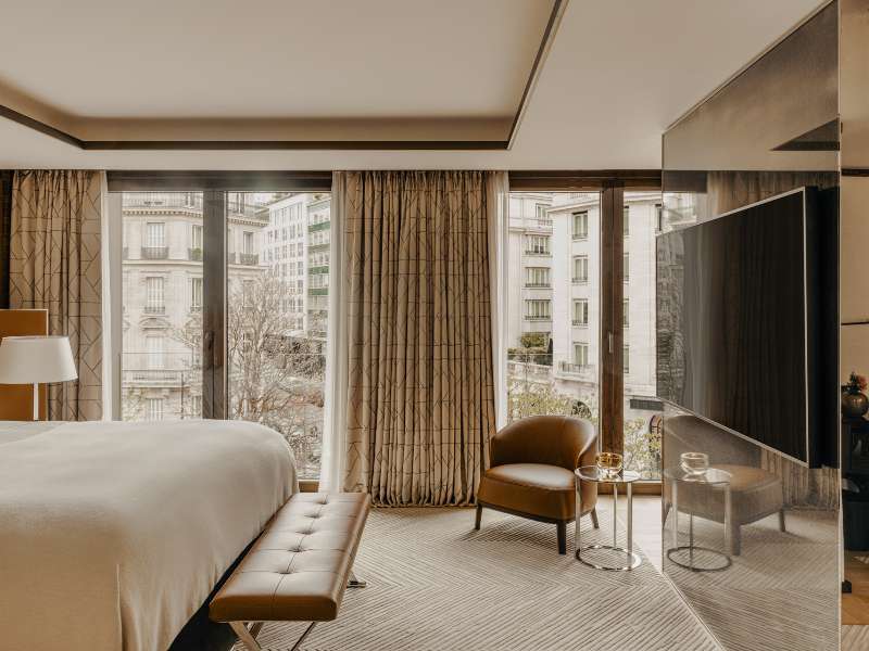 Junior Suites in Paris | Bvlgari Hotel Paris | Bvlgari Hotels & Resorts