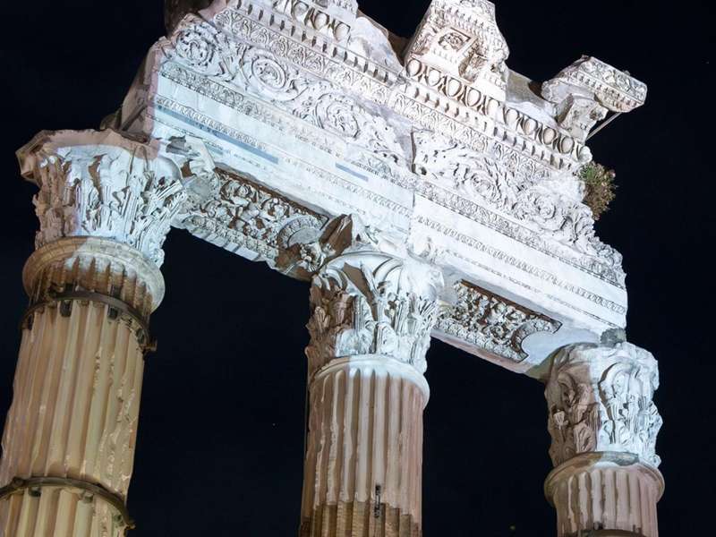 Evening strolls in the archaeological area of the Imperial Forums | Courtesy Sovrintendenza Capitolina ai Beni Culturali