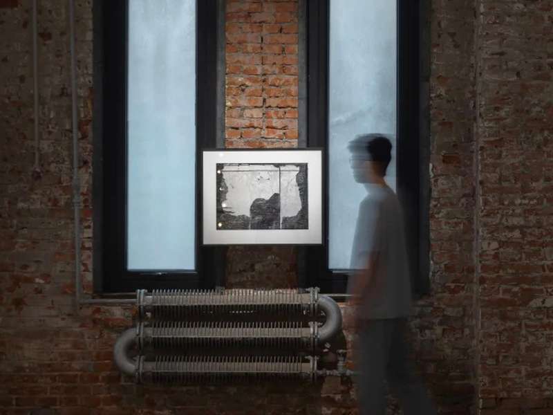 Sweating Under Cold Water | Courtesy Hua International Gallery