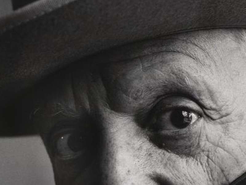 Irving Penn, Picasso (1 of 6), Cannes, 1957, Collection Maison Europ&eacute;enne de la Photographie, Paris | &copy; The Irving Penn Foundation