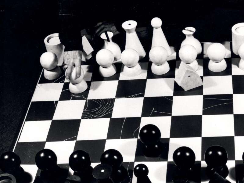 Man Ray, Giant Chess Set, 1961 | Photo: Jacqueline Hyde | Courtesy &copy; Larkin Erdmann, Switzarland