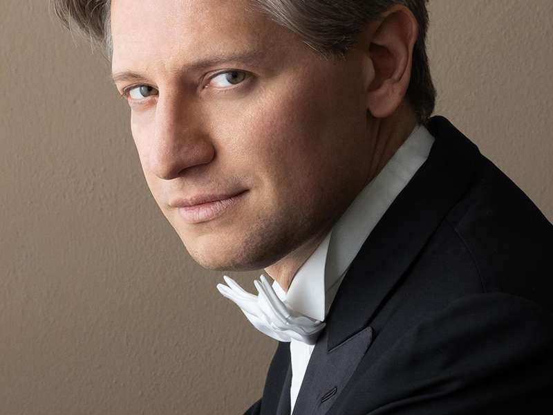 Portrait of Daniele Rustioni