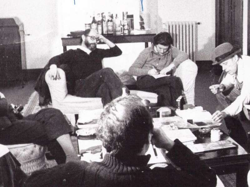 Tommaso Trini, Meeting discussion with Beuys, October 3, 1974, Pescara | Photo: &copy; Buby Durini, De Domizio Durini Historical Archive | Courtesy Lucrezia De Domizio - Villa Durini, San Silvestro Colli, PE, October 2, 1974