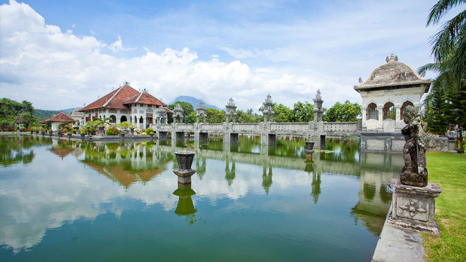  Taman Ujung Water Palace  Karangasem Bvlgari Resort Bali