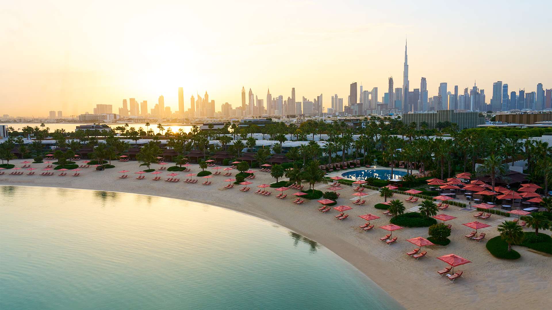 Serpenti Beach Club