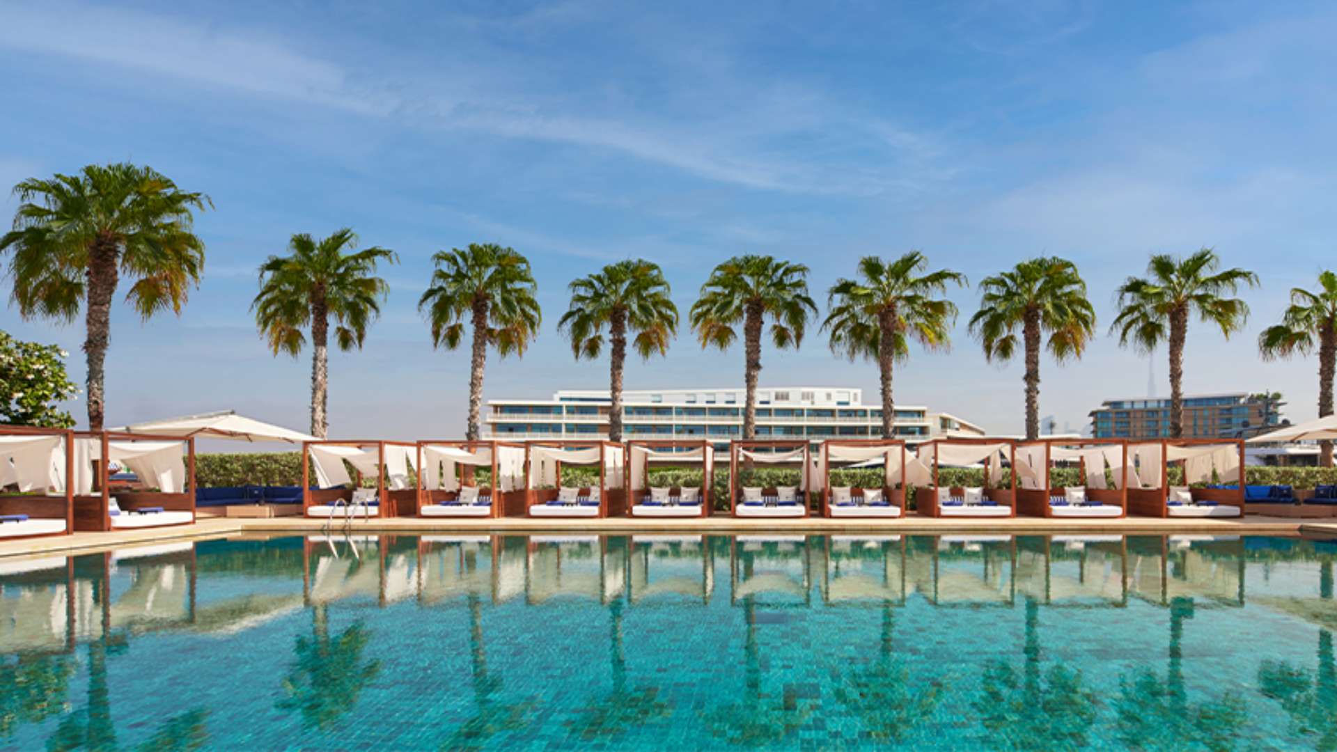 Bvlgari Resort Dubai - Yacht Club Pool
