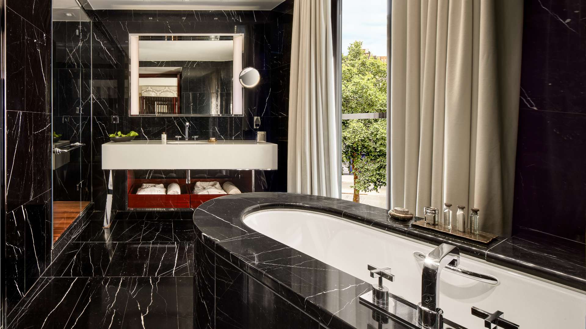 London charm Italian style Bvlgari Hotel London