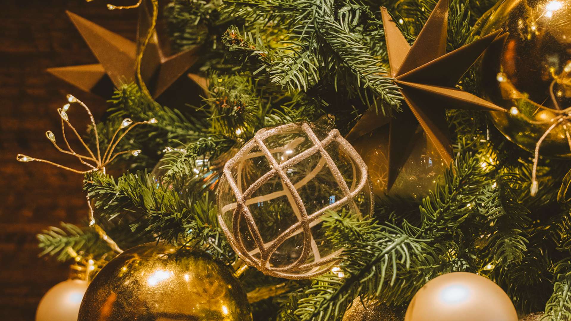 Bvlgari Hotel Paris - Festive Season cover2