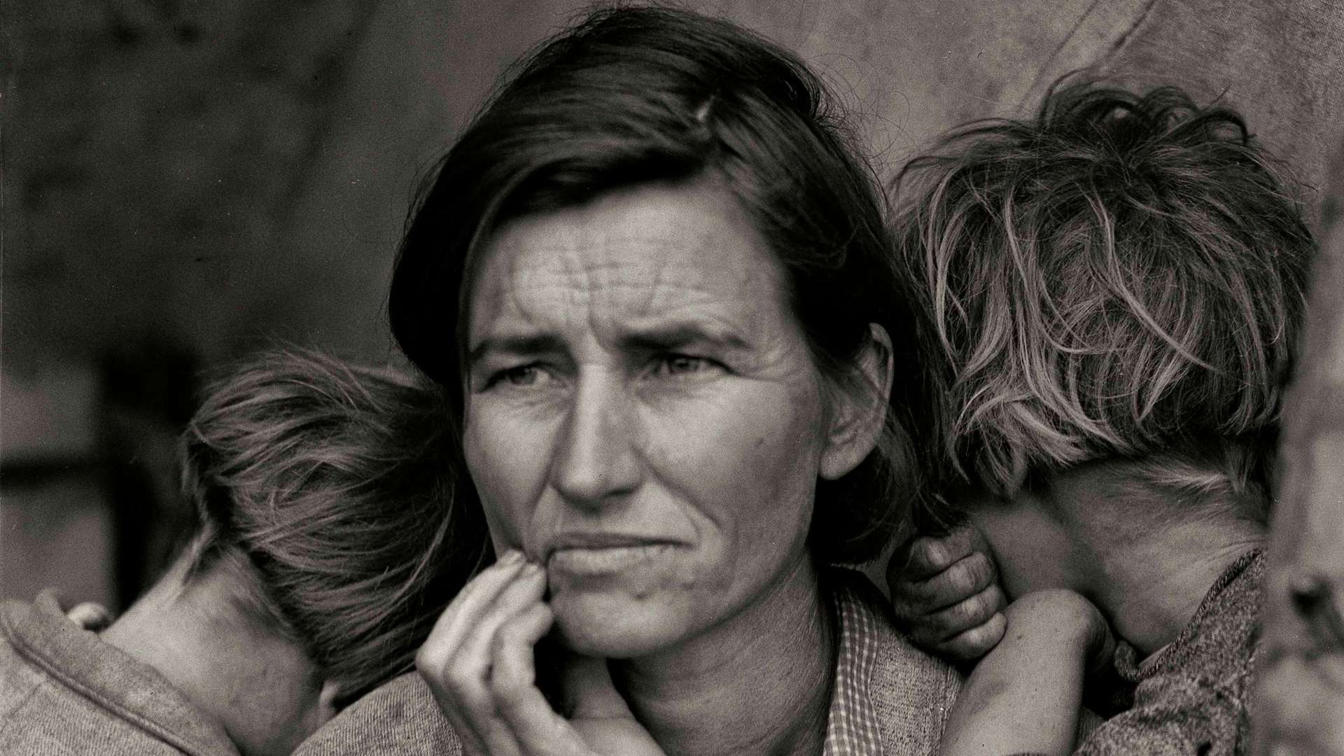 Dorothea Lange, Madre migrante. Raccoglitori poveri di piselli in California. Madre di sette figli. Et&agrave;: trentadue, Nipomo, California, 1936, The New York Public Library | Library of Congress Prints and Photographs Division Washington