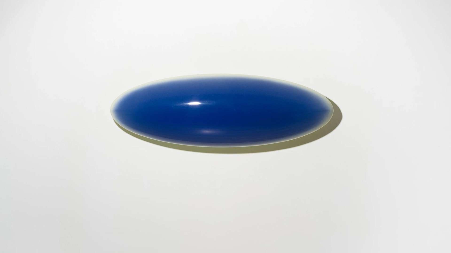 Yanis Khannoussi, A Drop of an Endless World 4, 2025, Paint and varnish on resin, 195 x 65 x 40 cm | Courtesy Dumonteil Gallery