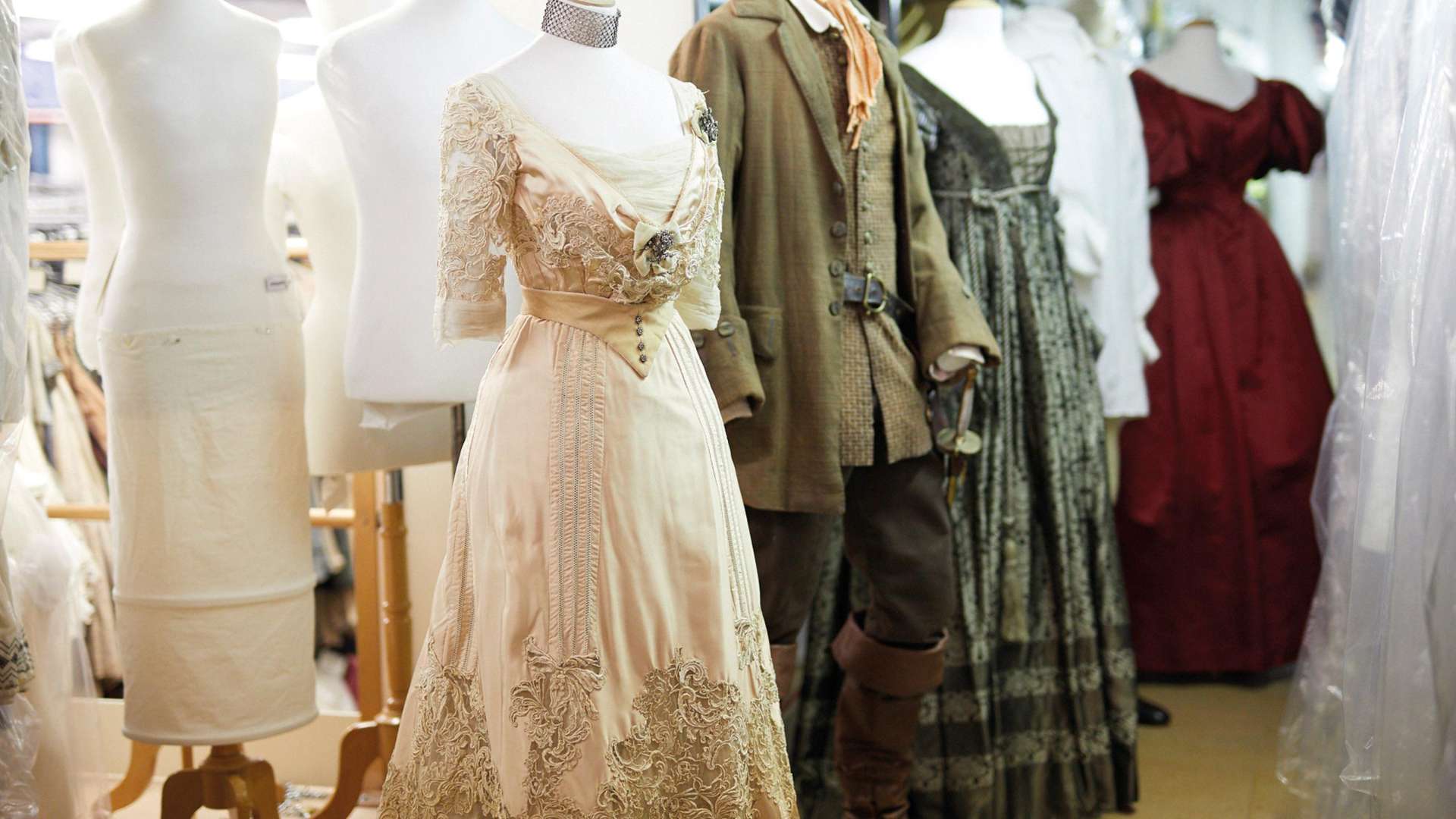 Courtesy &copy; Cosprop