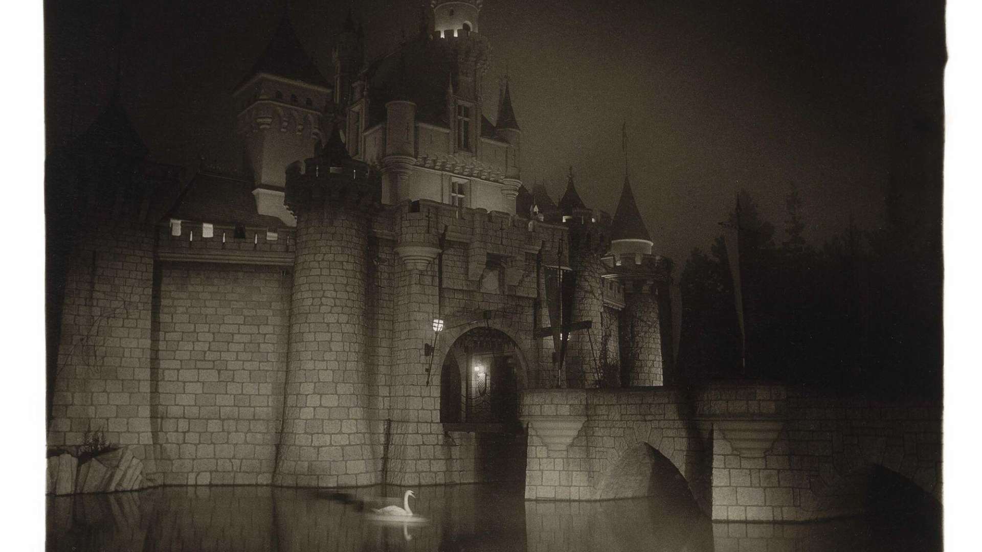 Diane Arbus, A castle in Disneyland, Cal., 1962| &copy; The Estate of Diane Arbus