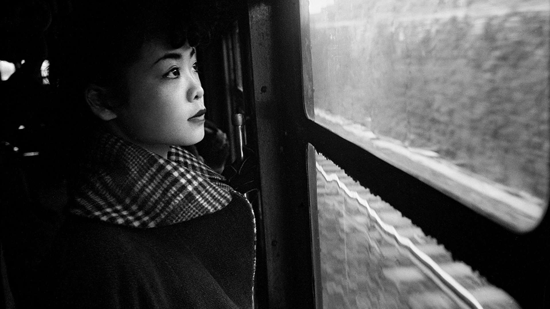 Werner Bischof, 20-year-old Michiko JINUMA, a fashion student on her way to town, Tokyo, Japan, 1951 | &copy; Werner Bischof / Magnum Photos