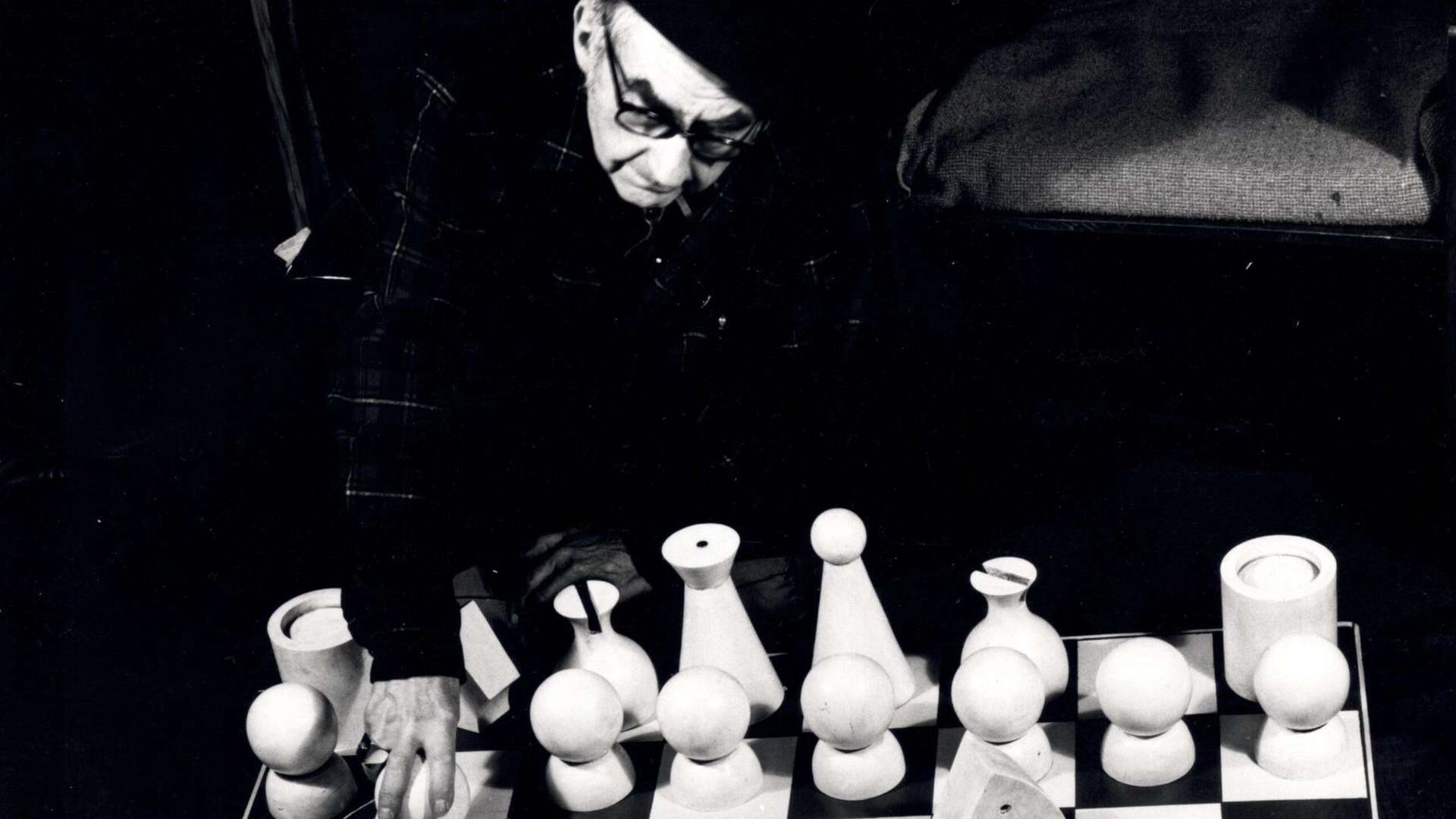 Man Ray, Giant Chess Set, 1961 | Photo: Jacqueline Hyde | Courtesy &copy; Larkin Erdmann, Switzarland