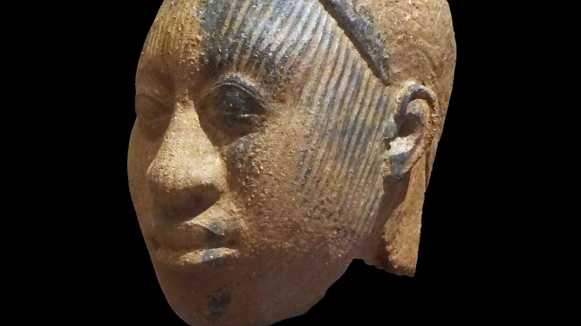 Head of Ife, 12th-14th century, Nigeria | Courtesy &copy; mus&eacute;e du quai Branly - Jacques Chirac, Paris | Photo: Hughes Dubois