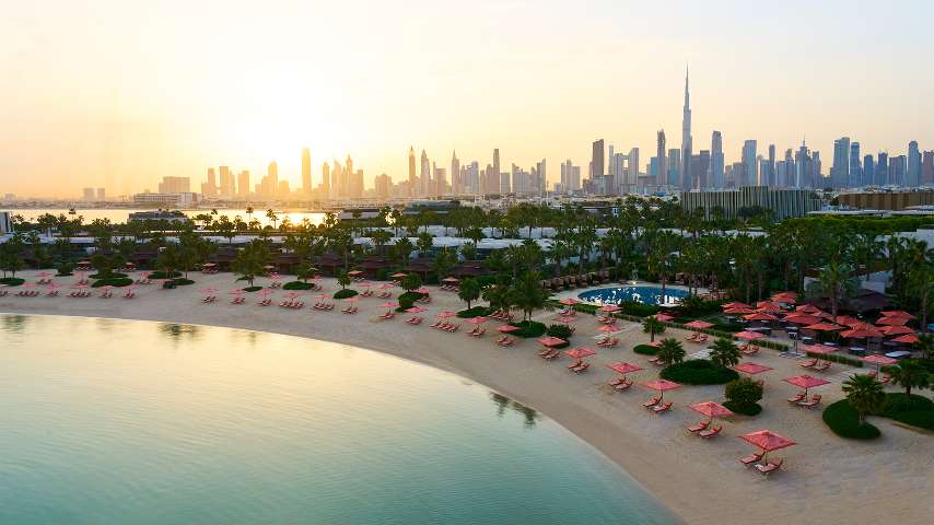 Serpenti Beach Club