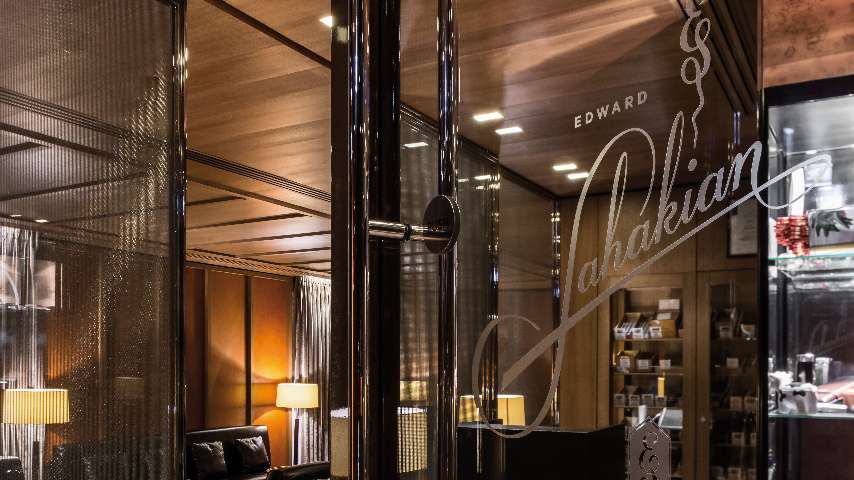 Bulgari Hotel London Edward Sahakian Cigar Shop & Sampling Lounge