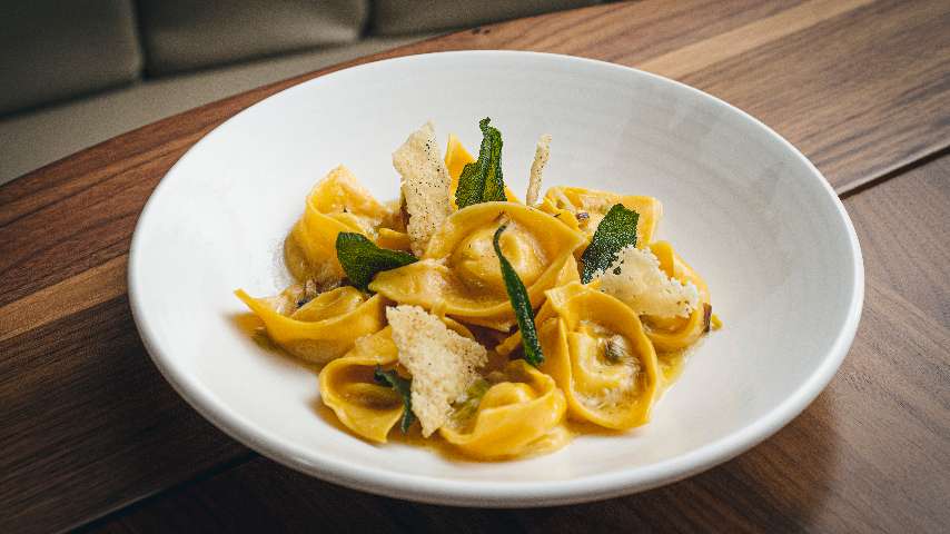 Sette Ravioli Cacio e Pepe