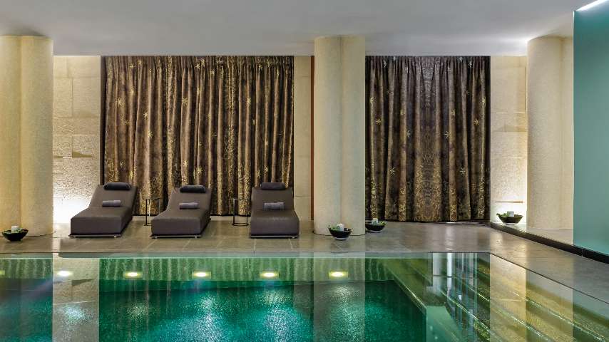 Bulgari Hotels Milano Spa Pool
