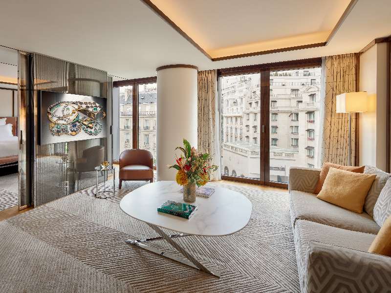 Bulgari Hotel Paris - Deluxe Suite Living Room